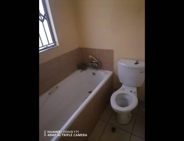 2 BEDROOM HOUSE FOR SALE IN SOSHANGUVE VV